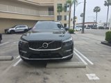 Used 2022 Volvo XC60 B5 Inscription image 2