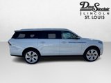 New 2025 Lincoln Navigator L Reserve image 4