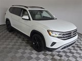 Used 2023 Volkswagen Atlas SE image 2