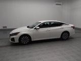 Used 2023 Nissan Altima 2.5 SV image 2