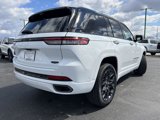 New 2025 Jeep Grand Cherokee Summit image 6