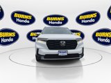 New 2025 Honda Pilot Touring image 2