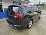 Used 2018 Chrysler Pacifica Touring-L Plus w/ Tire & Wheel Group image 4
