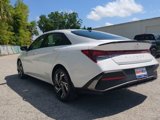 Used 2025 Hyundai Elantra Sport image 6