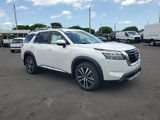 New 2025 Nissan Pathfinder Platinum image 3