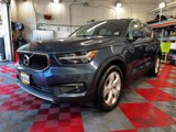 Used 2021 Volvo XC40 T5 Momentum image 3