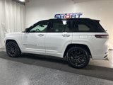 New 2025 Jeep Grand Cherokee Summit image 2