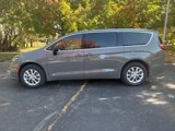 New 2025 Chrysler Pacifica Select image 2