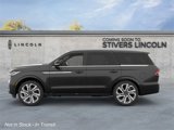 New 2025 Lincoln Navigator Reserve image 3
