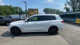 Used 2022 BMW X7 xDrive40i w/ Premium Package image 2