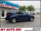 Used 2011 Nissan Pathfinder LE image 3