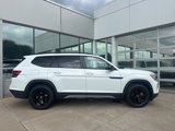 Used 2025 Volkswagen Atlas Peak Edition SE image 4