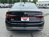 Used 2025 Volkswagen Jetta SEL image 6