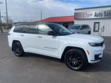Used 2023 Jeep Grand Cherokee L Summit image 3