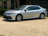 Used 2023 Toyota Camry LE image 3
