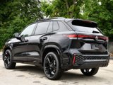 New 2025 Volkswagen Tiguan SE R-Line image 5