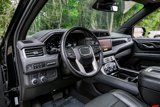 Used 2023 GMC Yukon Denali image 2
