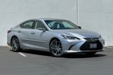 Used 2023 Lexus ES 300h w/ Premium Package image 2