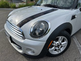 Used 2011 MINI Cooper Hardtop image 2