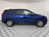 Used 2022 Chevrolet Equinox LS w/ LS Convenience Package image 4
