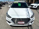 Used 2022 Hyundai Accent SEL image 2