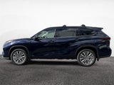 New 2025 Toyota Highlander Platinum image 3