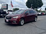 Used 2021 Chrysler Pacifica Touring-L w/ Premium & Safety Sphere Group image 3