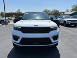 New 2025 Jeep Grand Cherokee Summit image 2