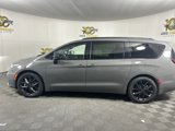 New 2025 Chrysler Pacifica Limited image 4