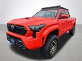 Used 2024 Toyota Tacoma TRD Sport image 2