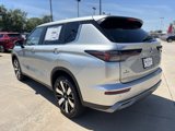 New 2025 Mitsubishi Outlander SE image 5
