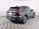 New 2025 Audi Q6 e-tron Premium image 5