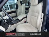 Used 2020 Land Rover Range Rover HSE image 4