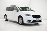 Used 2022 Chrysler Pacifica Touring-L image 4