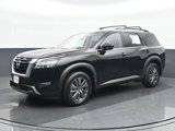 Used 2024 Nissan Pathfinder SV w/ SV Premium Package image 2