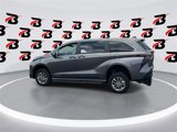 Used 2024 Toyota Sienna LE image 5