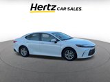 Used 2025 Toyota Camry LE image 2