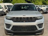 Certified 2025 Jeep Grand Cherokee Altitude image 3