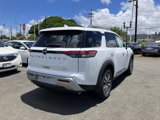 New 2025 Nissan Pathfinder SL image 3