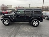Used 2018 Jeep Wrangler Unlimited Sahara image 5