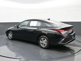 Certified 2024 Hyundai Elantra SE image 5