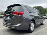 Used 2019 Chrysler Pacifica Touring-L image 5