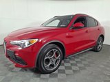 Used 2022 Alfa Romeo Stelvio Ti image 3