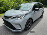 Used 2024 Toyota Sienna XSE image 2