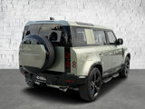 Used 2025 Land Rover Defender 110 X-Dynamic SE image 4