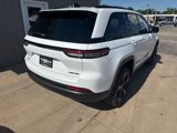 New 2025 Jeep Grand Cherokee Limited w/ Black Appearance Package image 3