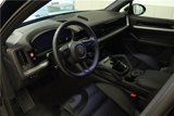 Used 2024 Porsche Cayenne image 4