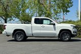 New 2025 Nissan Frontier SV w/ SV Convenience Package image 3