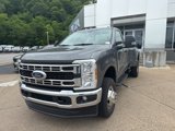 New 2025 Ford F350 XLT image 3