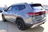 New 2025 Volkswagen Atlas Peak Edition SE image 6